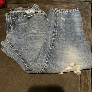 Men’s distressed with rips Aeropostale jeans